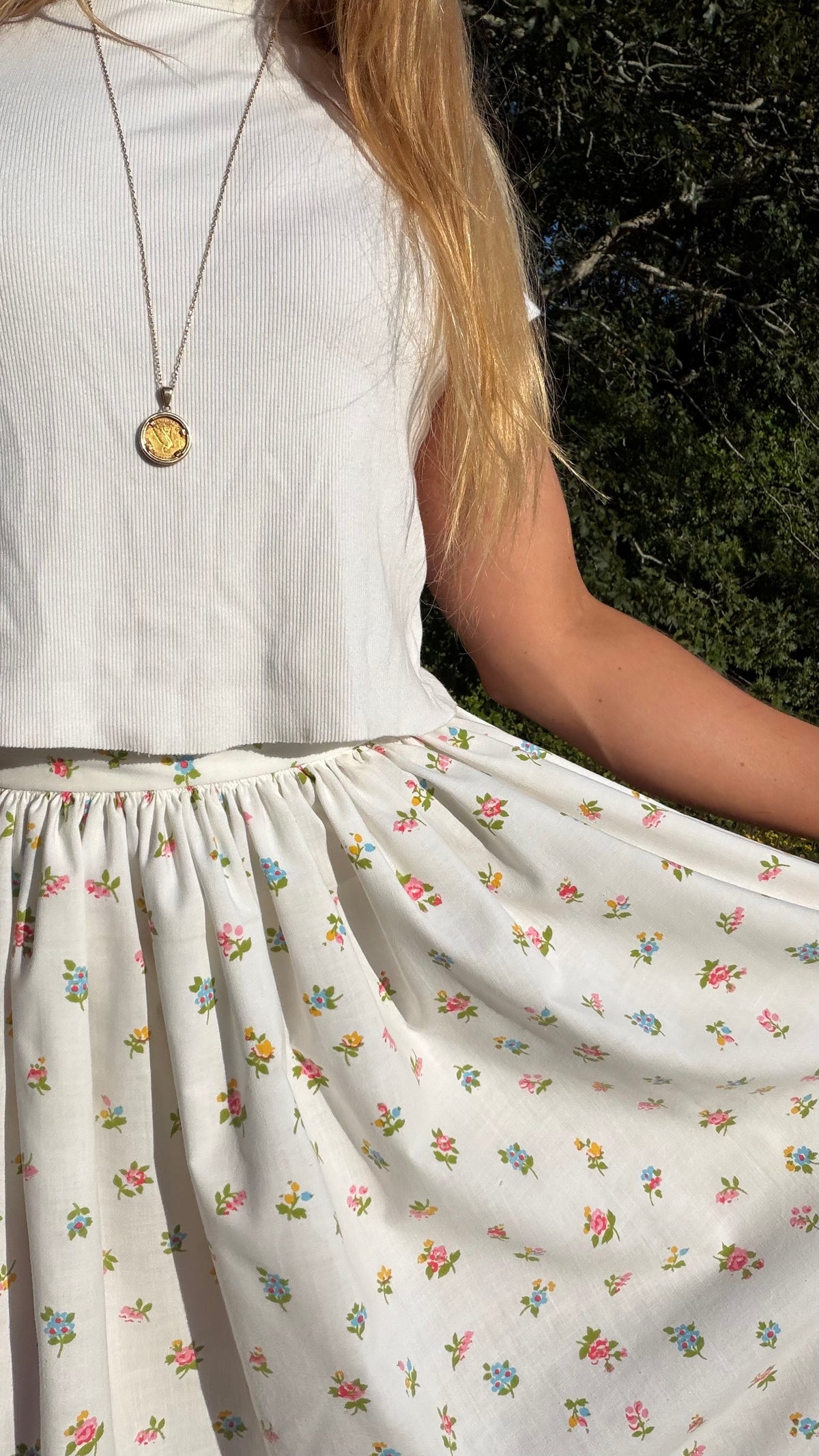 Blossomwood Skirt in White Floral