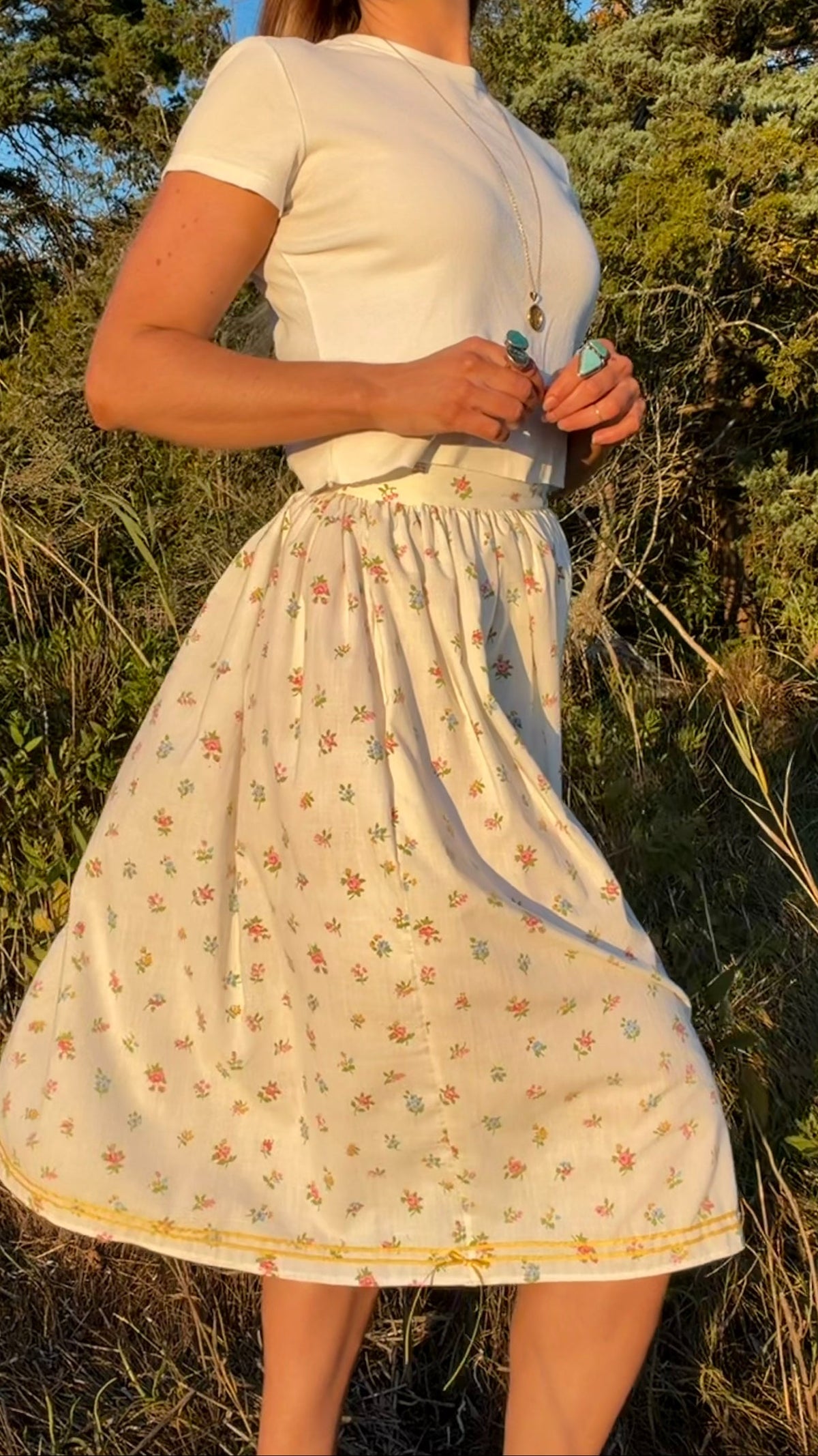Blossomwood Skirt in White Floral