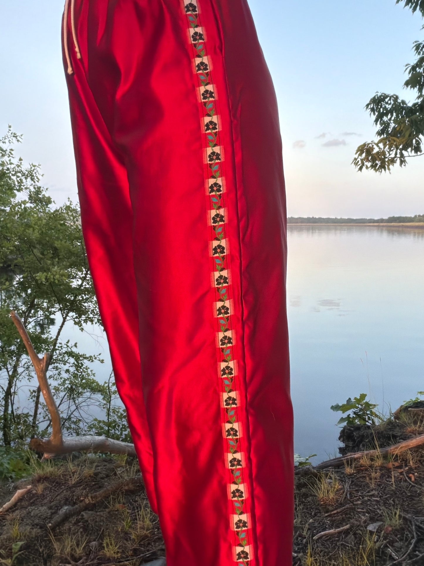 Highland Pants in Red Currant